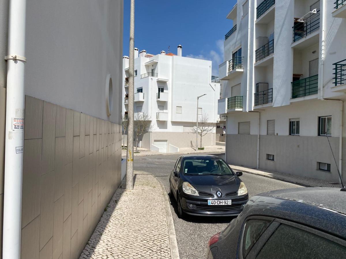 Superbe Appartement Proche De La Plage Nazare Exterior photo