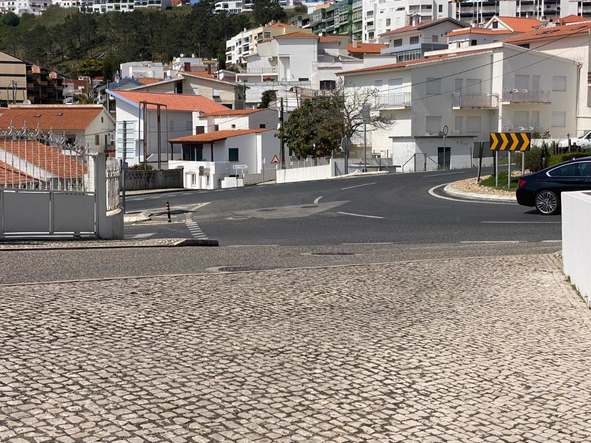 Superbe Appartement Proche De La Plage Nazare Exterior photo